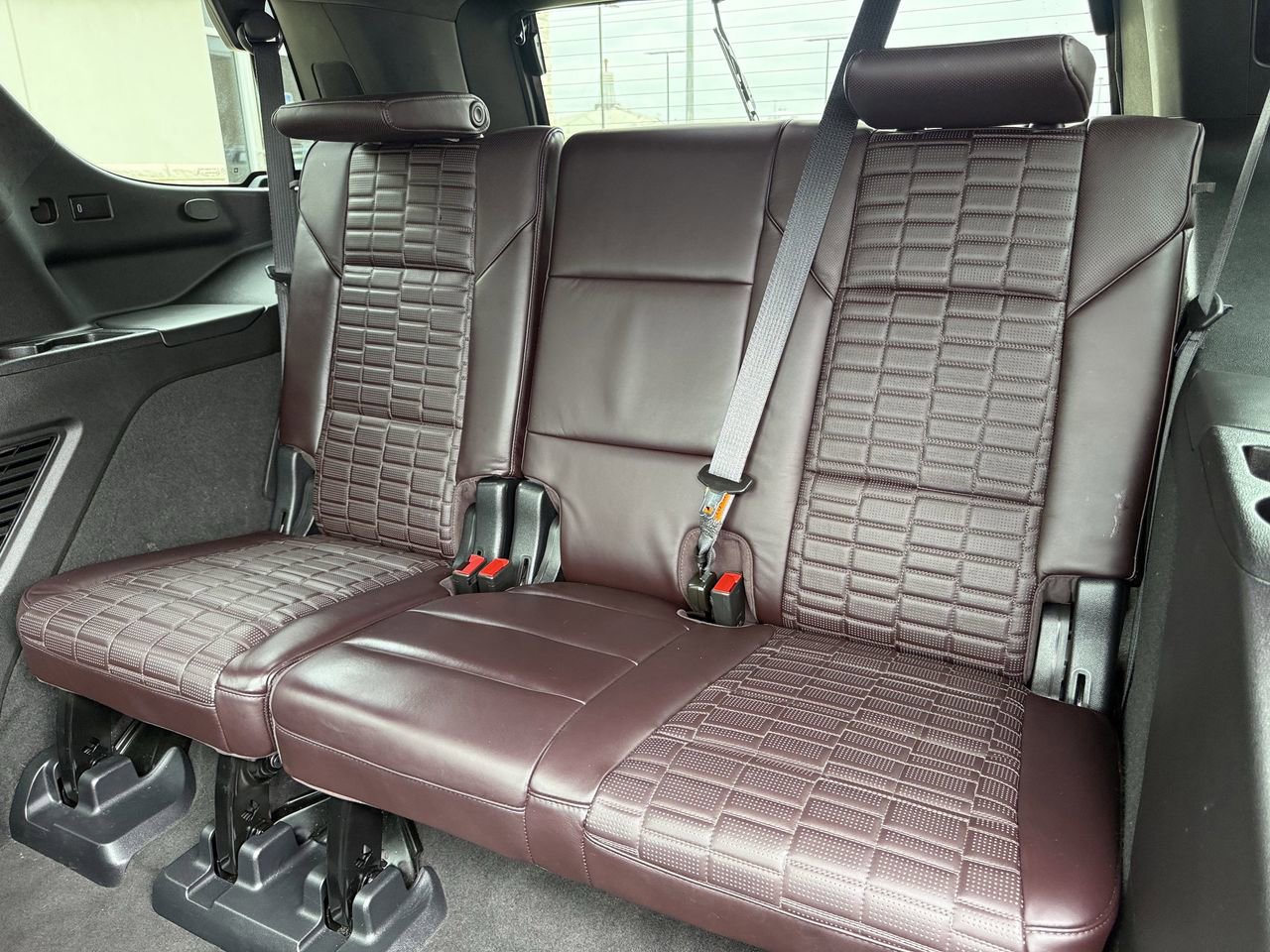 Used 2023 Cadillac Escalade Sport Platinum w/ LPO, ONYX Package image 27