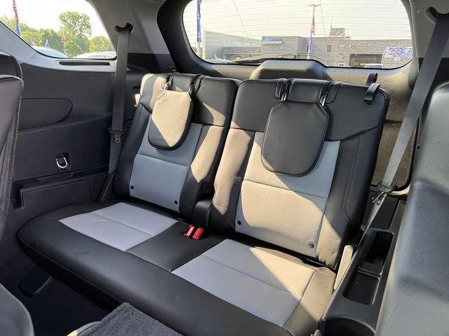Certified 2023 Ford Explorer XLT w/ Equipment Group 202A AWD/4WD image 10