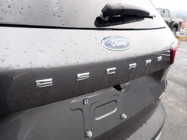 Certified 2024 Ford Escape Active w/ Tech Pack #1 image 9