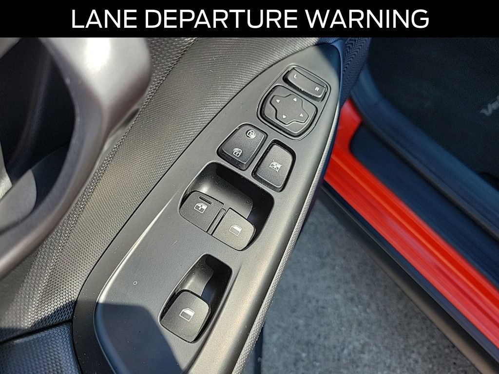 Used 2019 Hyundai Veloster Turbo FWD image 18