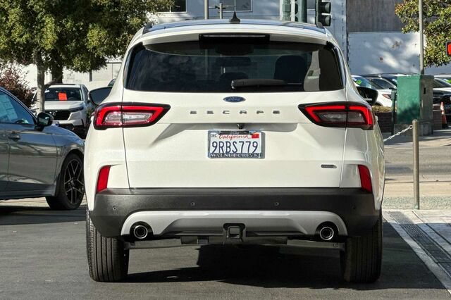 Certified 2024 Ford Escape SE FWD image 5