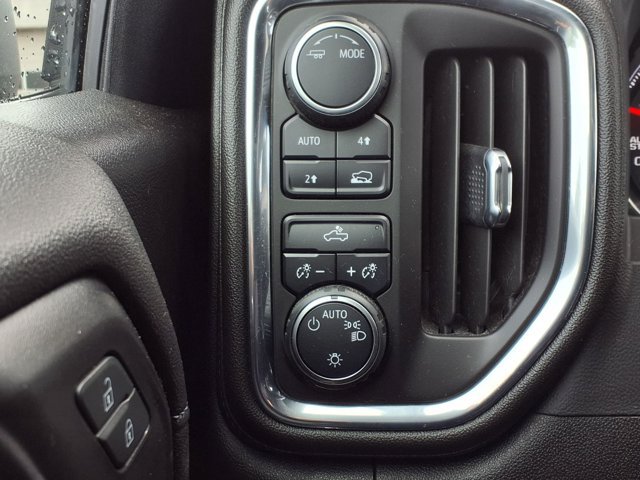 Used 2021 Chevrolet Silverado 1500 LT AWD/4WD image 3