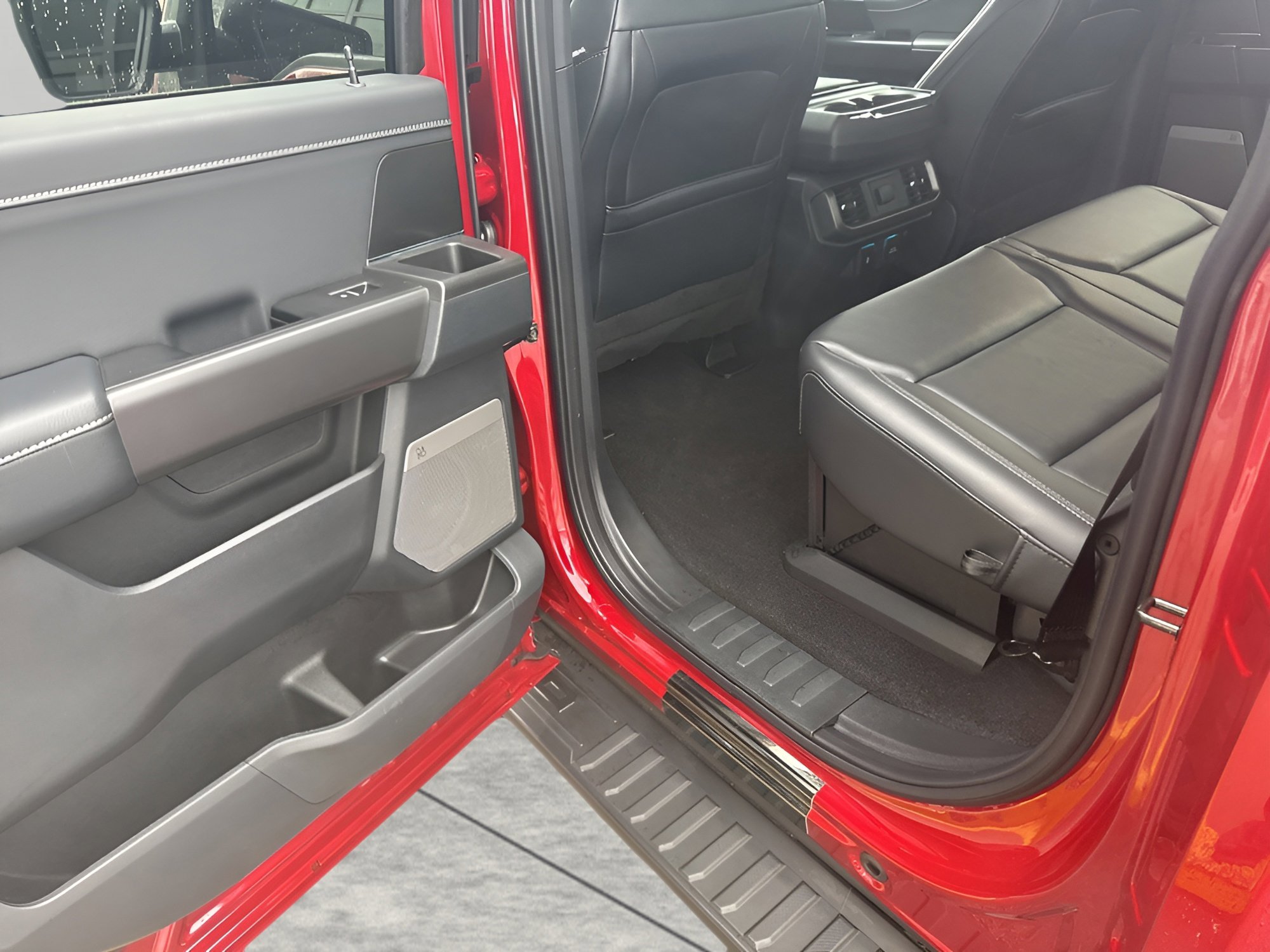 Certified 2024 Ford F150 XLT w/ Equipment Group 303A High image 30