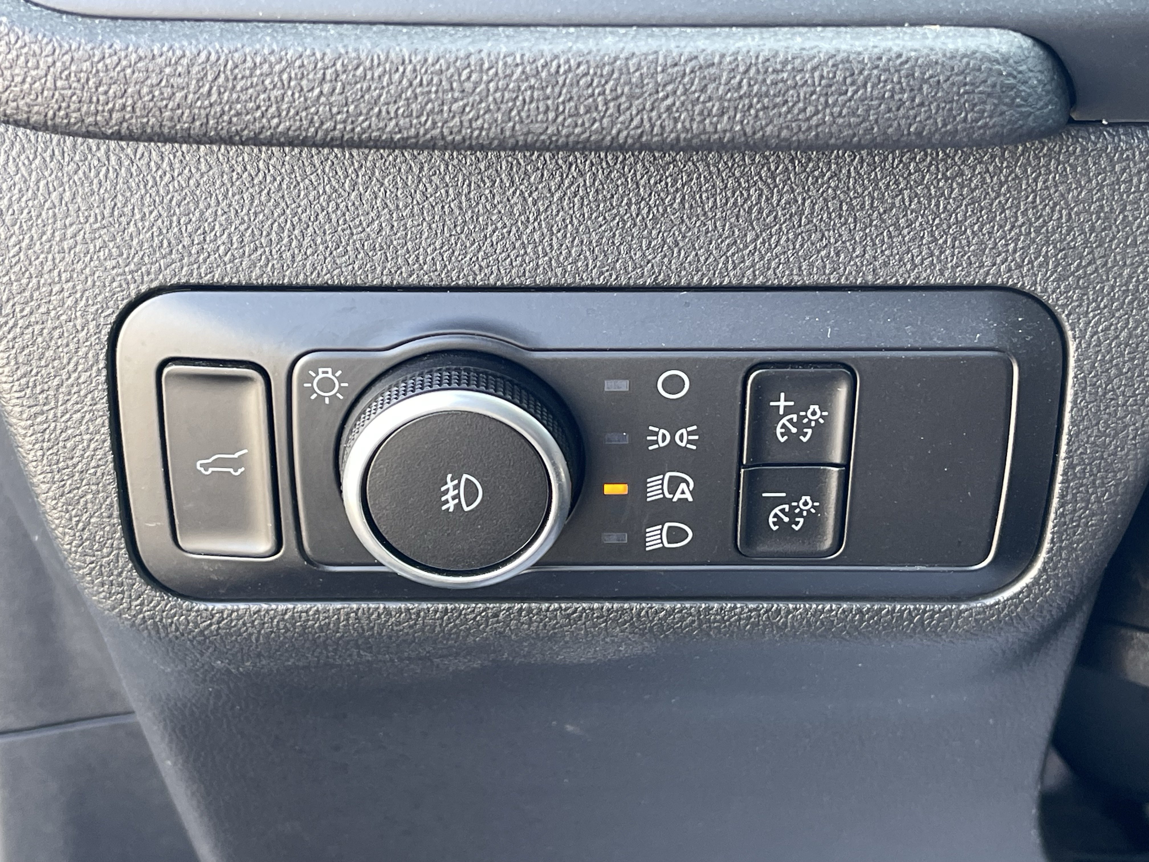 Certified 2025 Ford Escape Platinum AWD/4WD image 20