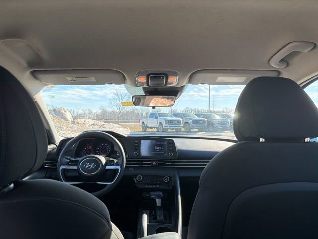 Used 2021 Hyundai Elantra SEL image 12