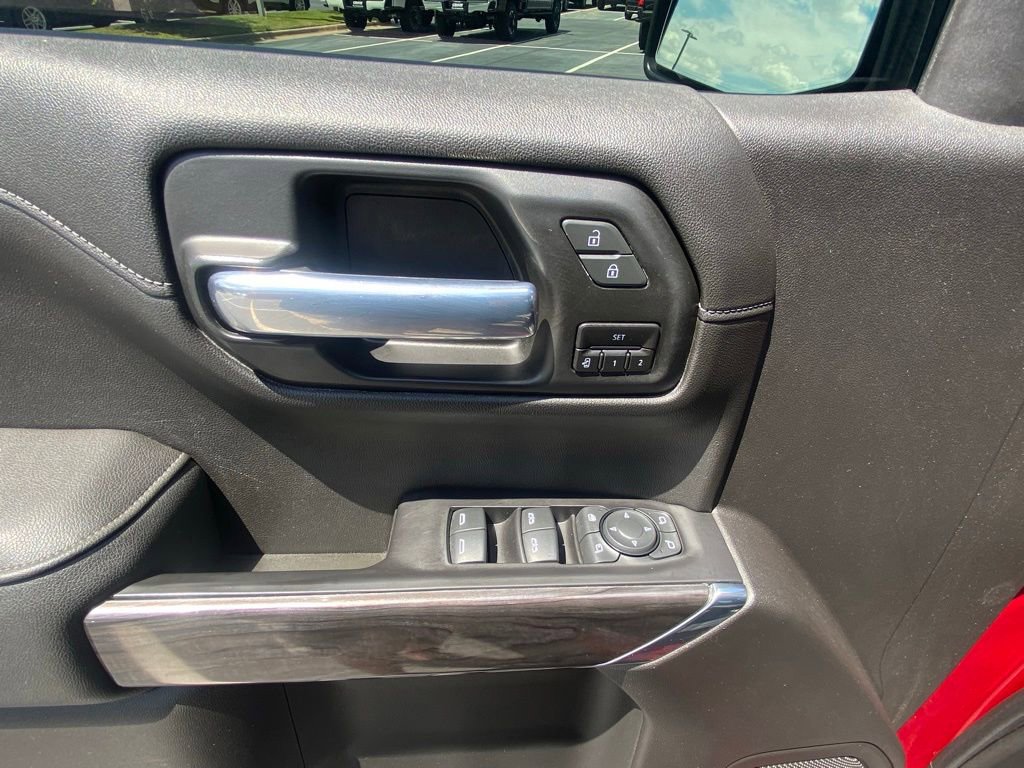 Used 2021 Chevrolet Silverado 1500 LTZ AWD/4WD image 11