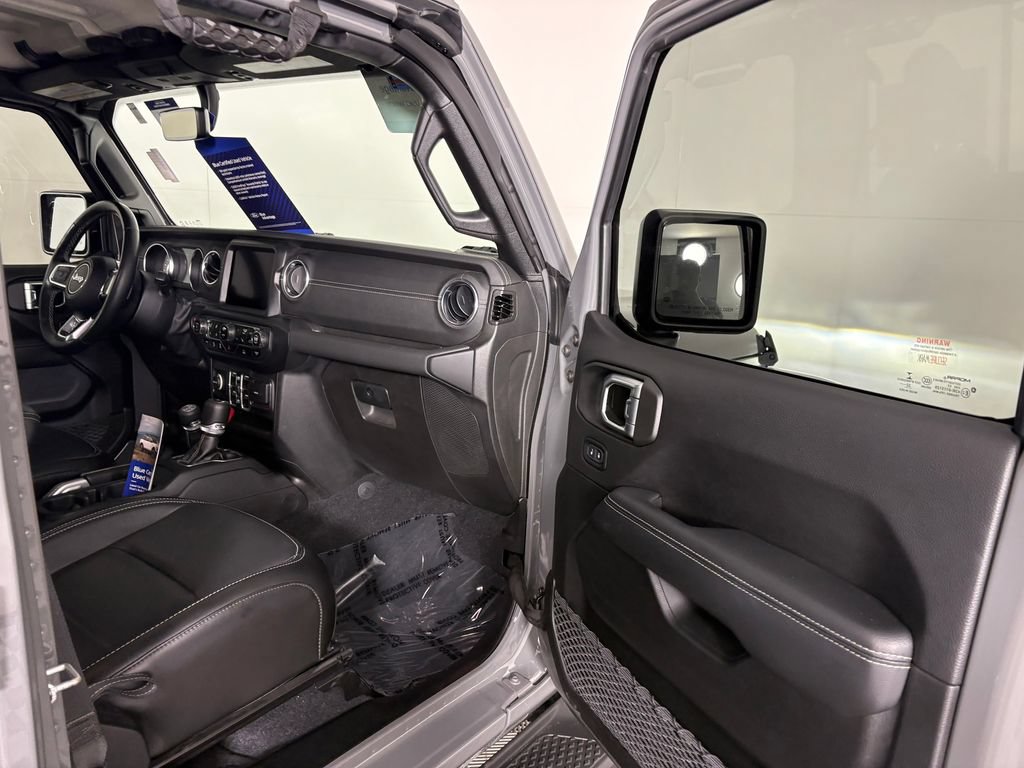 Used 2022 Jeep Gladiator Overland w/ Popular Equipment Package AWD/4WD image 34