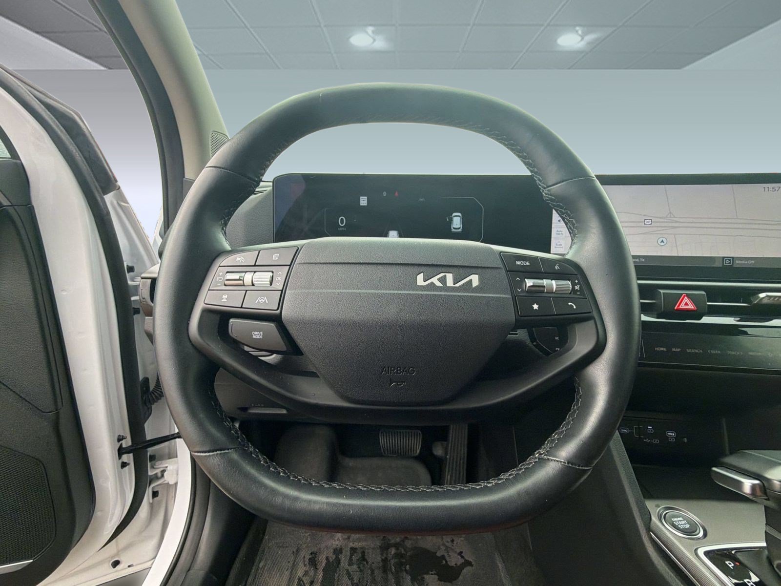 Used 2026 Kia Sportage SX FWD image 15