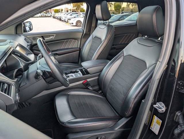 Certified 2020 Ford Edge ST-Line w/ Class II Trailer Tow Package image 9