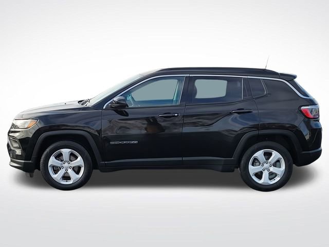 Used 2022 Jeep Compass Latitude image 4