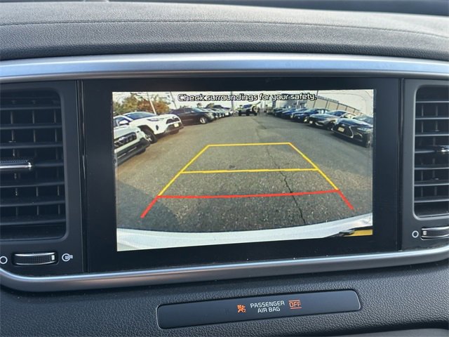 Used 2020 Kia Sportage LX image 23