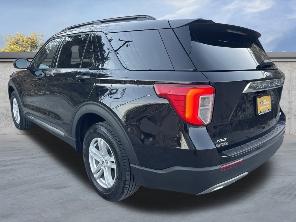 Certified 2024 Ford Explorer XLT w/ Equipment Group 202A image 3