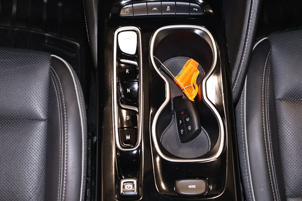 Used 2021 Buick Envision Essence FWD image 30