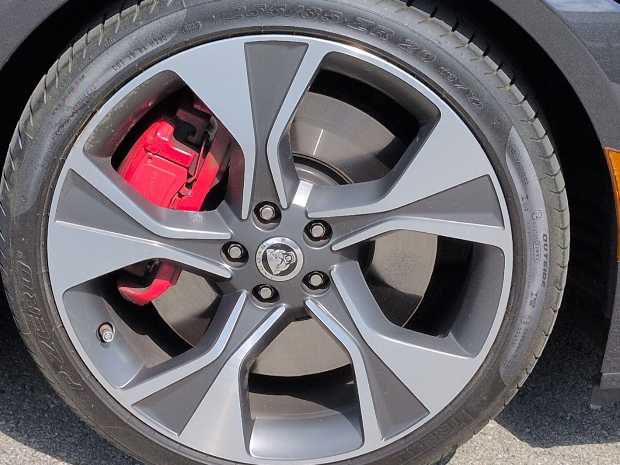 Used 2024 Jaguar F-TYPE R-Dynamic image 13