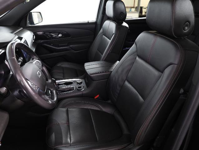 Used 2022 Chevrolet Traverse RS image 8
