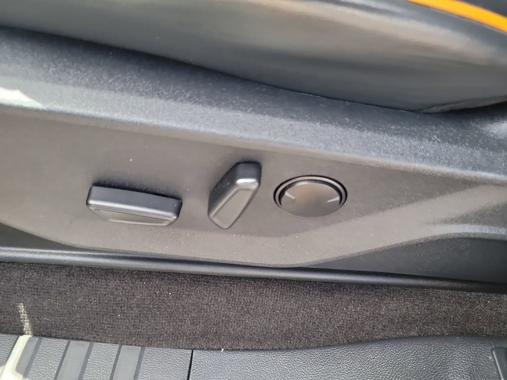 Certified 2022 Ford F150 Tremor w/ Equipment Group 402A High image 17