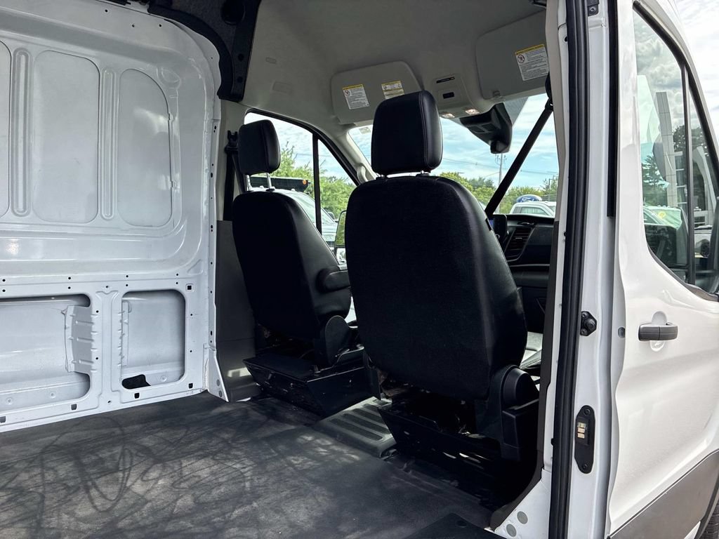 Certified 2024 Ford Transit 250 148 High Roof RWD image 11