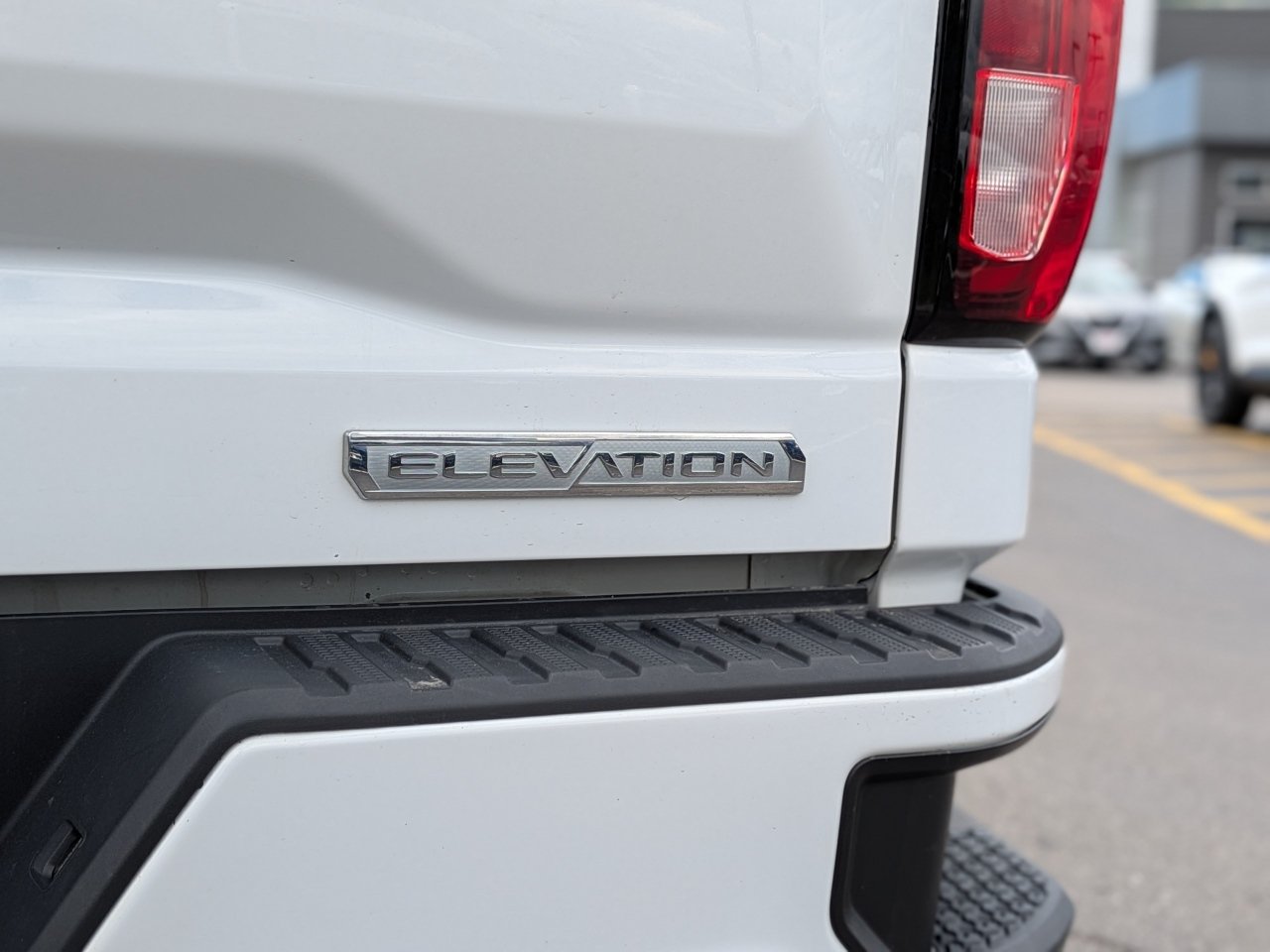 Used 2021 GMC Sierra 1500 Elevation w/ LPO, GMC Protection Package AWD/4WD image 12