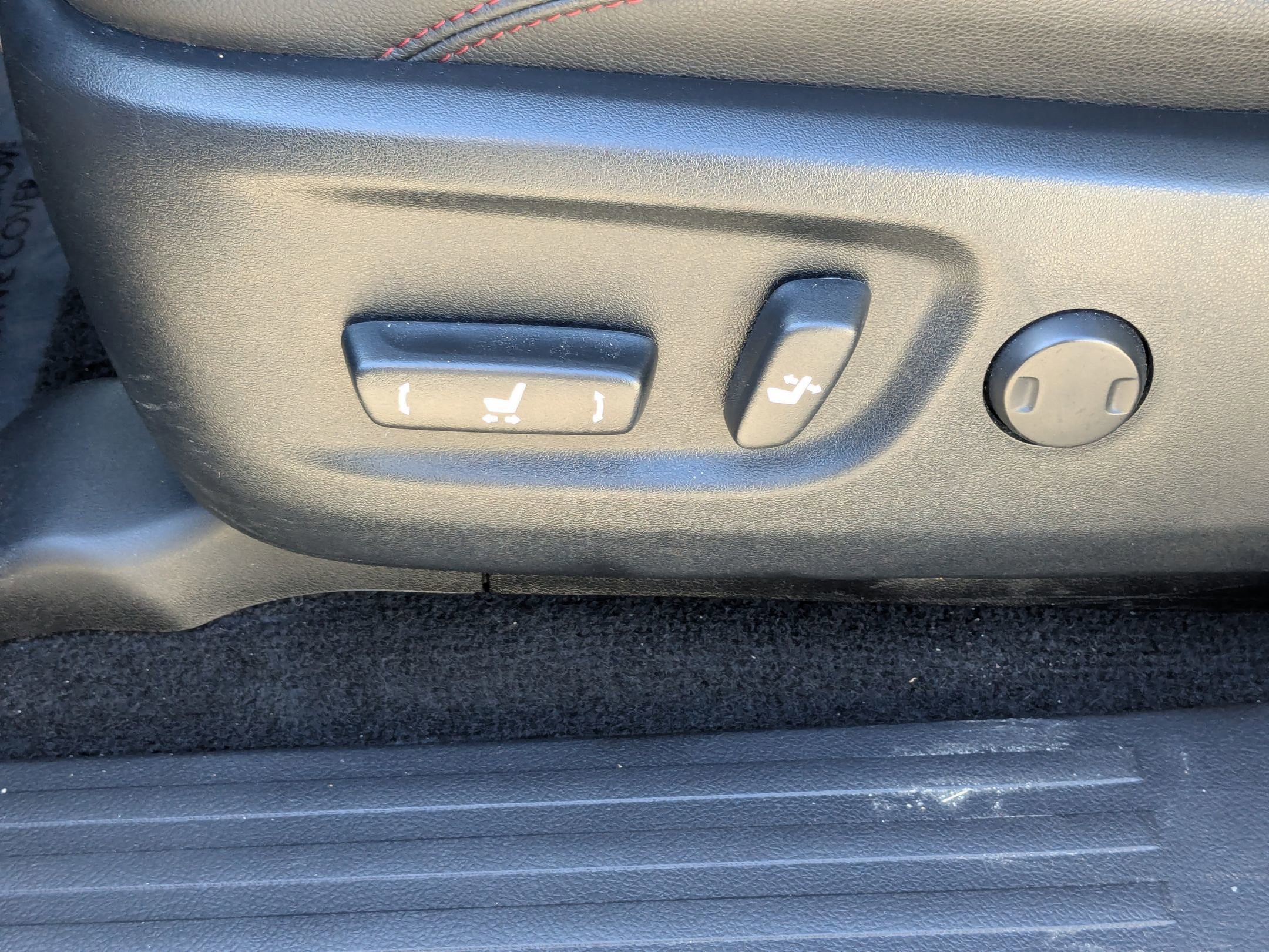 Used 2021 Toyota 4Runner Venture w/ Moonroof Package image 15