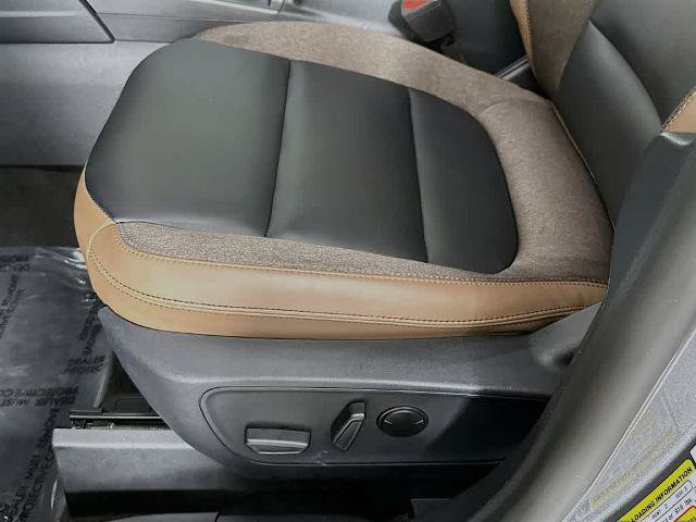 Certified 2025 Ford Bronco Sport Outer Banks w/ Outer Banks Tech Package+ AWD/4WD image 30