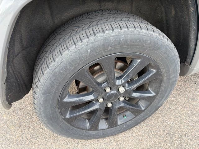 Used 2020 Jeep Grand Cherokee Altitude image 13