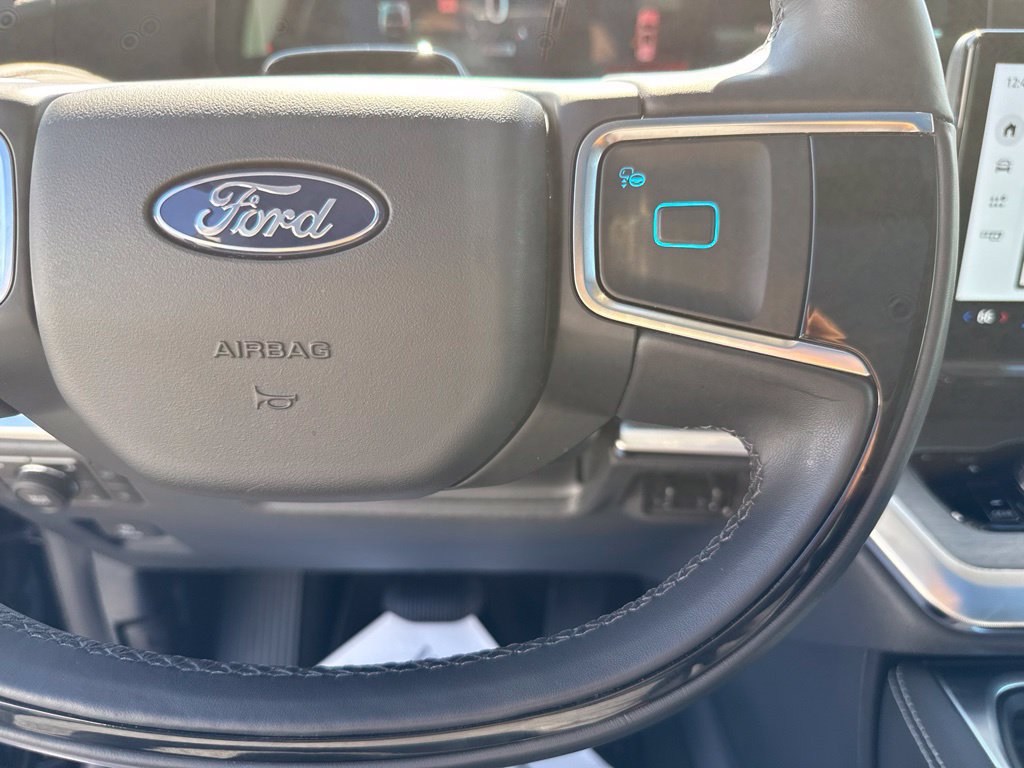 Certified 2025 Ford Expedition Platinum AWD/4WD image 28
