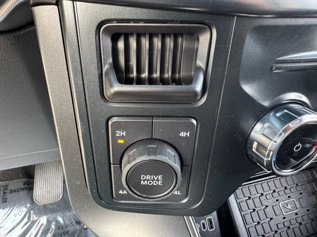 Certified 2025 Ford F150 Lariat w/ Equipment Group 502A High AWD/4WD image 29