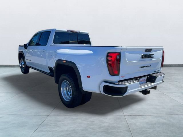 Used 2024 GMC Sierra 3500 Denali Ultimate AWD/4WD image 5
