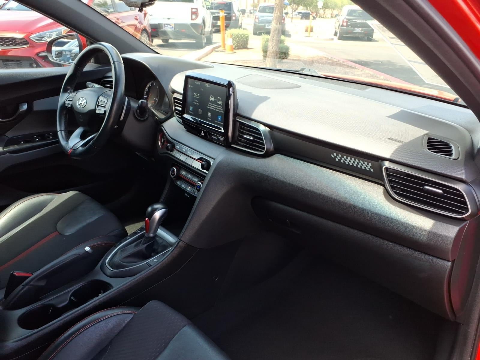 Used 2019 Hyundai Veloster Turbo FWD image 10