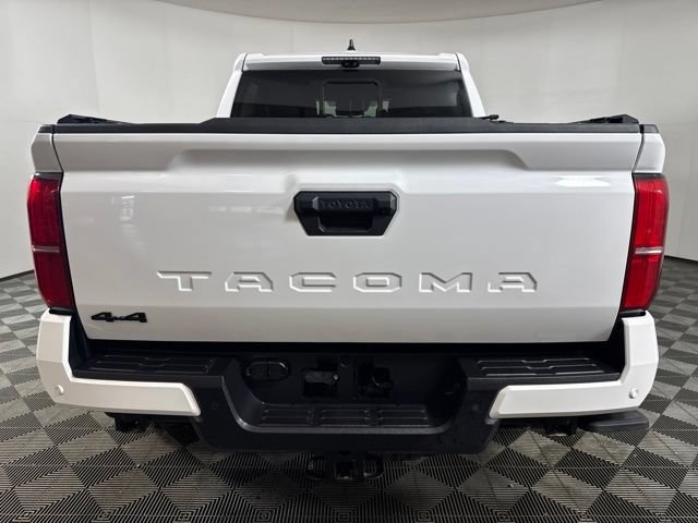 Used 2024 Toyota Tacoma TRD Sport w/ TRD Sport Premium Package AWD/4WD image 23