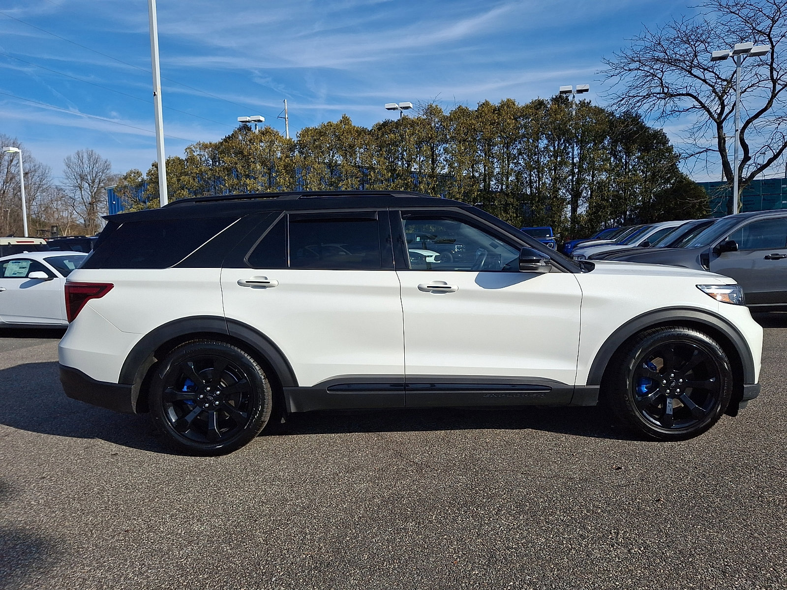 Certified 2024 Ford Explorer ST w/ Equipment Group 401A image 9