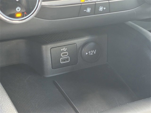 Certified 2025 Ford Escape ST-Line image 21