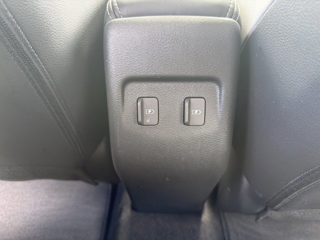 Used 2022 Nissan Kicks SR w/ Premium Package image 23