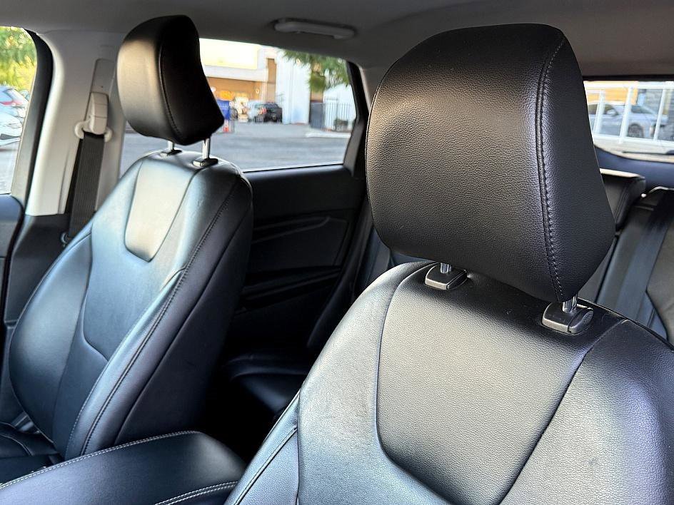 Certified 2022 Ford Edge Titanium image 17