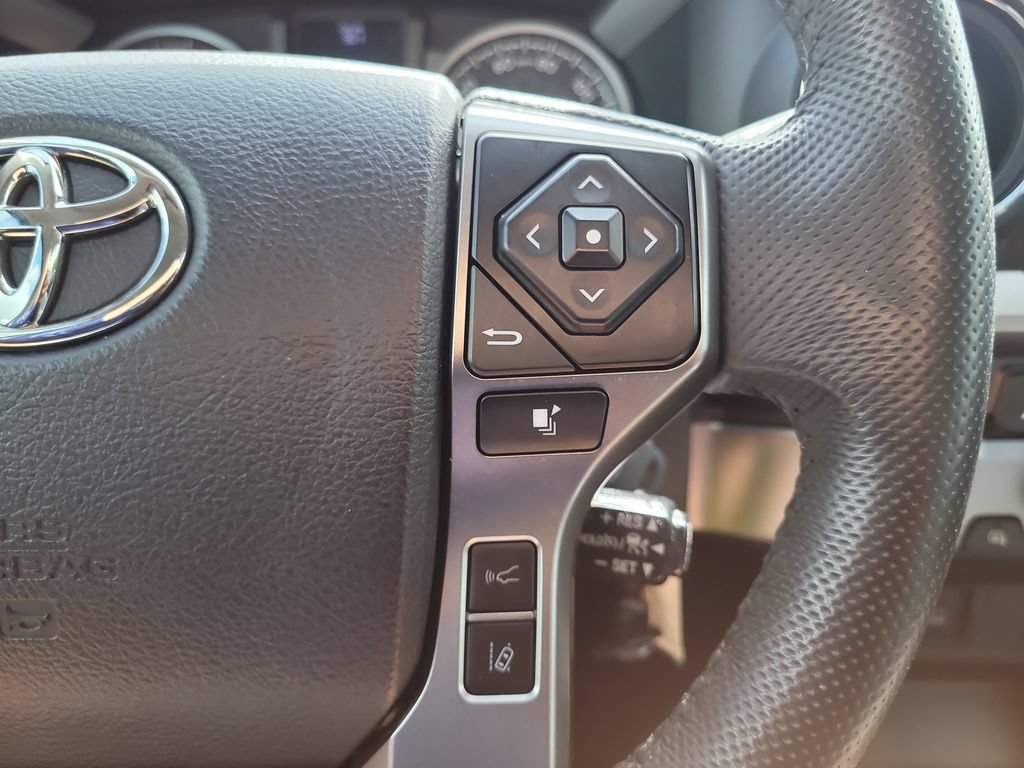 Used 2021 Toyota Tacoma SR5 RWD image 26