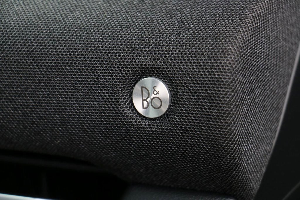 Certified 2025 Ford Explorer ST-Line image 37