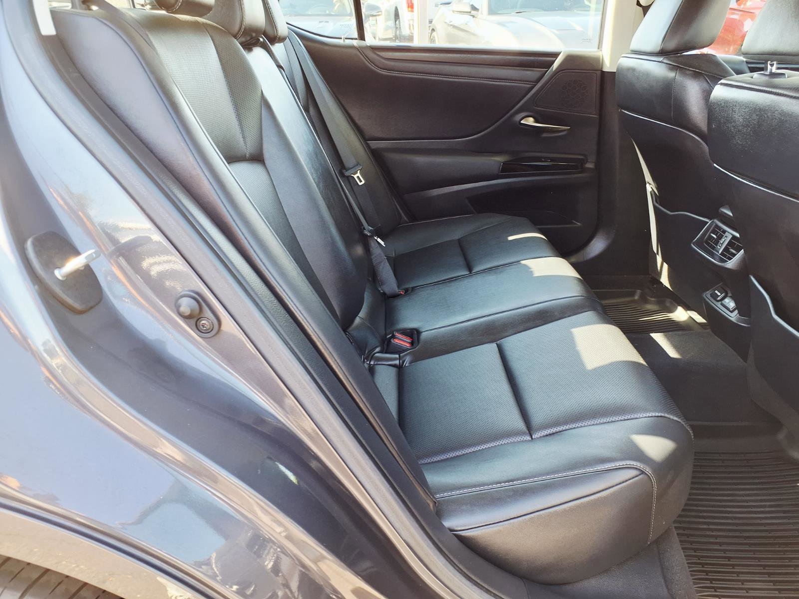 Used 2023 Lexus ES 250 w/ Premium Package AWD/4WD image 14