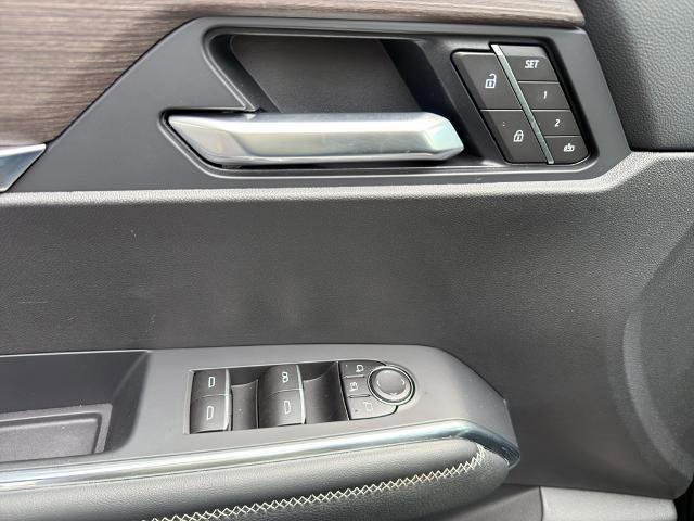 Used 2026 GMC Acadia Denali w/ Super Cruise Package image 18