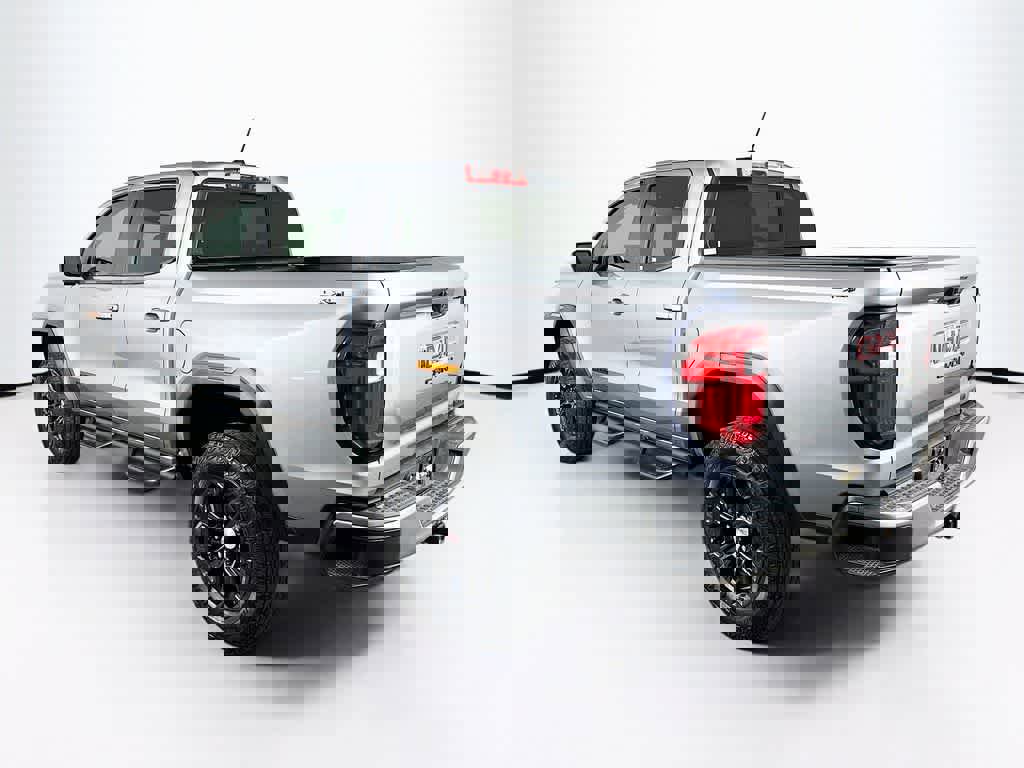 Used 2023 GMC Canyon Elevation w/ LPO, Off Road Lift Package image 3