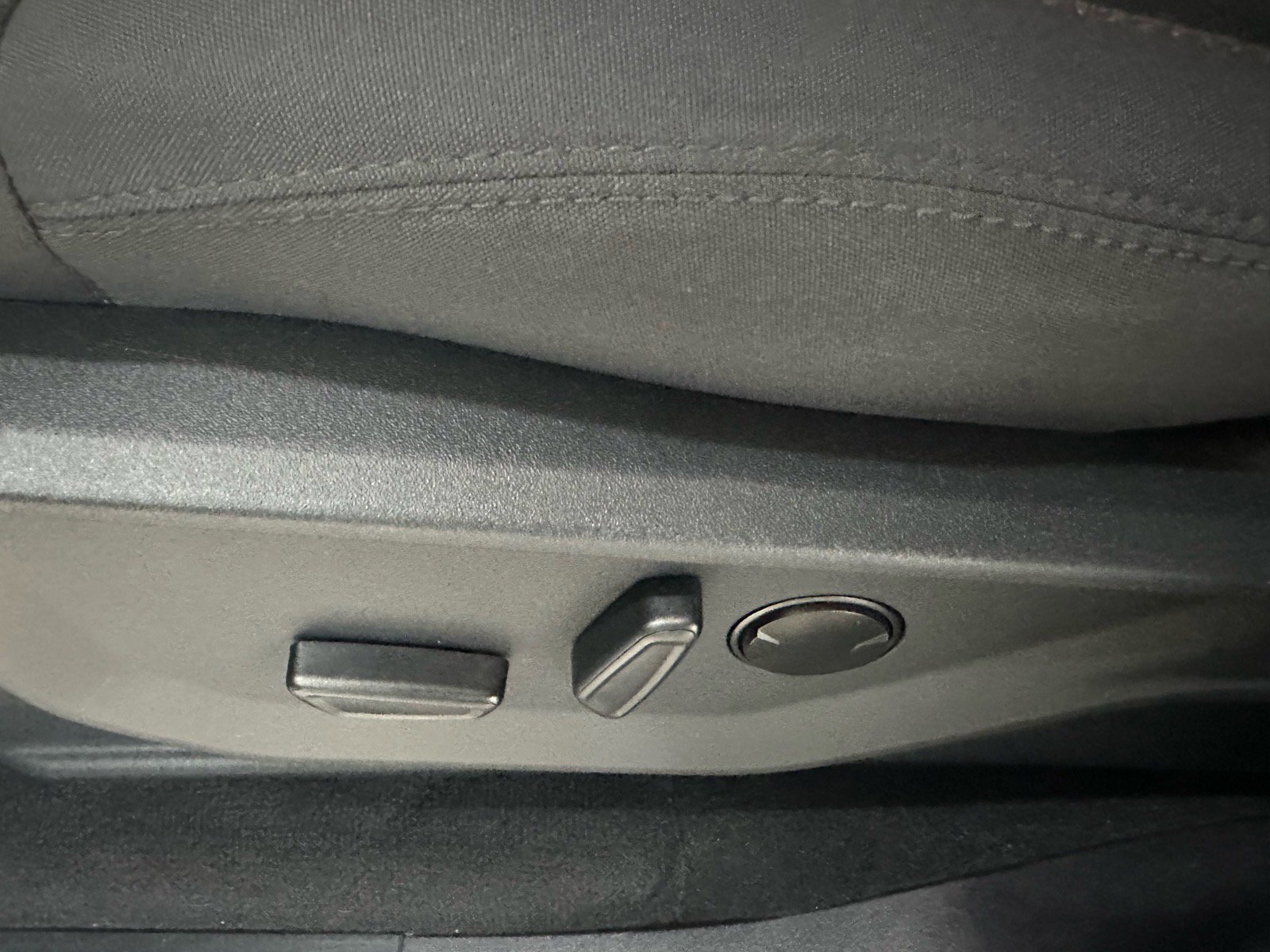 Certified 2025 Ford Expedition Active image 30