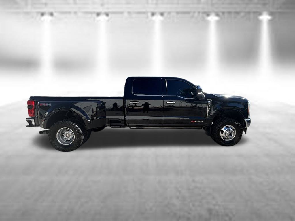 Certified 2023 Ford F350 King Ranch w/ Chrome Package AWD/4WD image 3