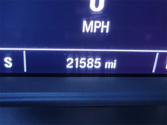 Used 2023 Chevrolet Traverse LT image 11