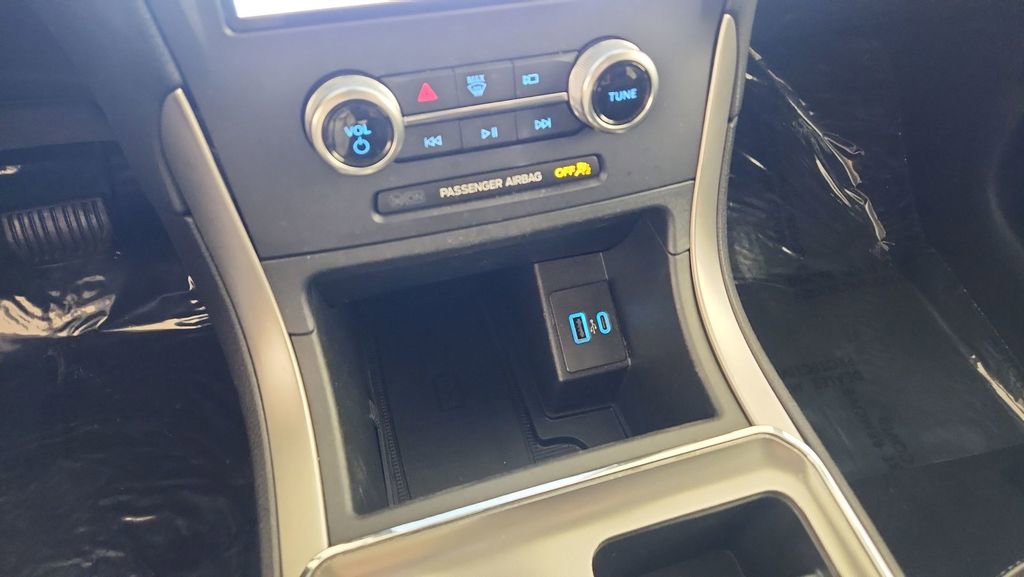 Certified 2022 Ford Edge SEL w/ Convenience Package image 20