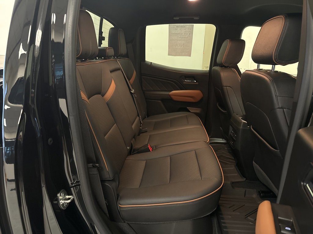 Used 2023 GMC Canyon AT4 w/ AT4 Premium Package image 29