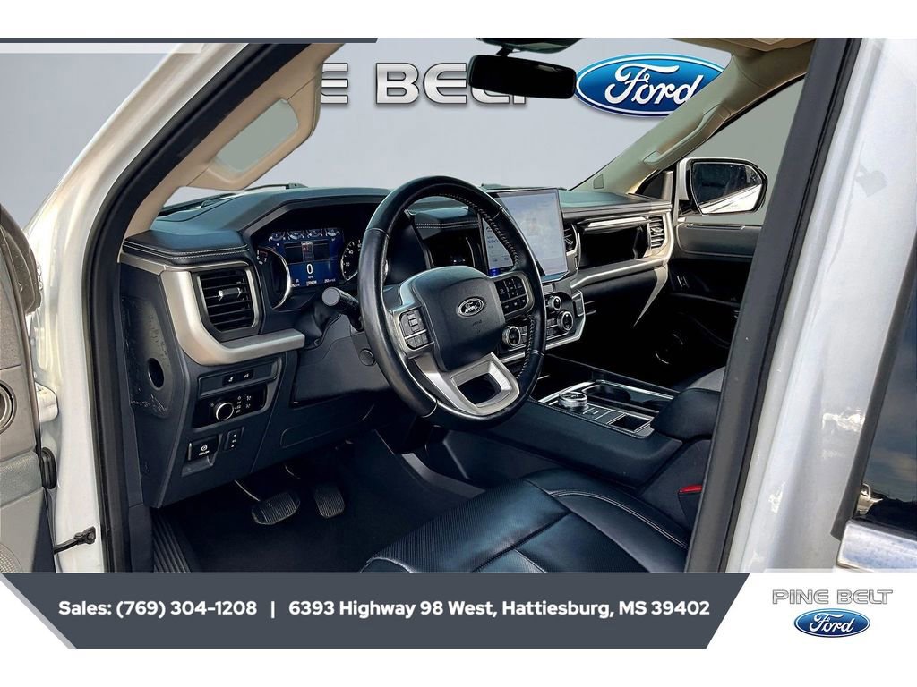 Certified 2024 Ford Expedition XLT image 12
