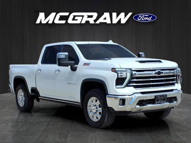 Used 2024 Chevrolet Silverado 2500 LTZ w/ LTZ Premium Package image 6
