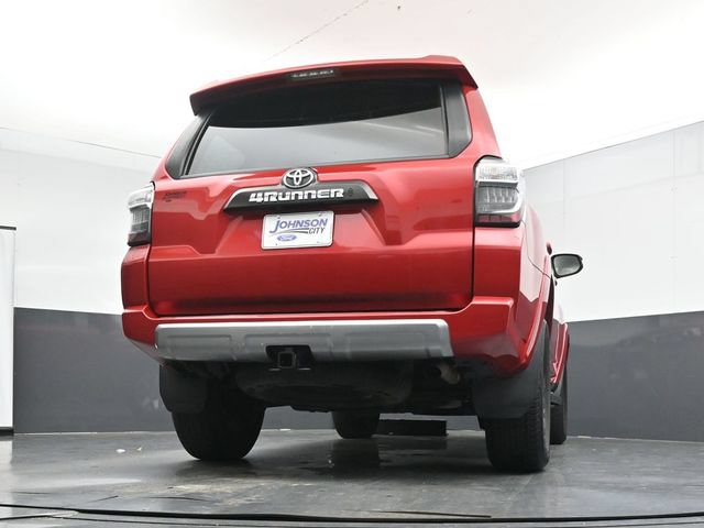 Used 2024 Toyota 4Runner TRD Off-Road Premium AWD/4WD image 33