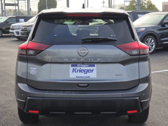 Used 2024 Nissan Rogue S AWD/4WD image 30