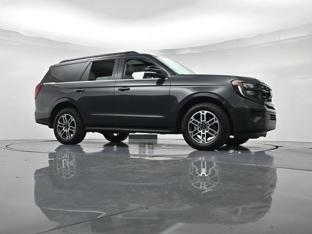 Certified 2025 Ford Expedition Active AWD/4WD image 37