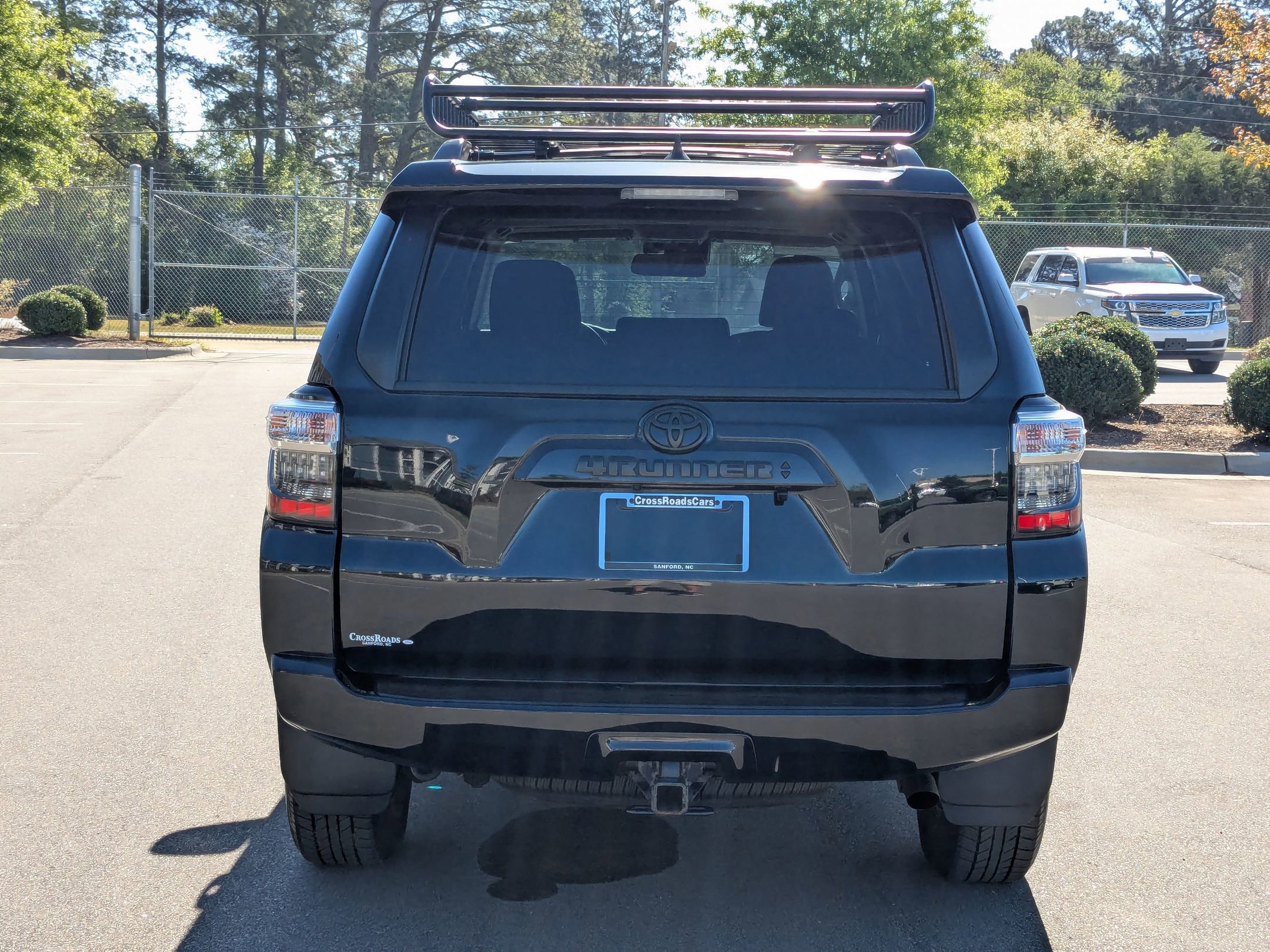Used 2021 Toyota 4Runner Venture w/ Moonroof Package image 4